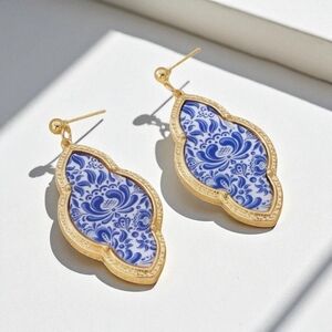 Azulejo Portugal style ceramic tile earrings; nwot